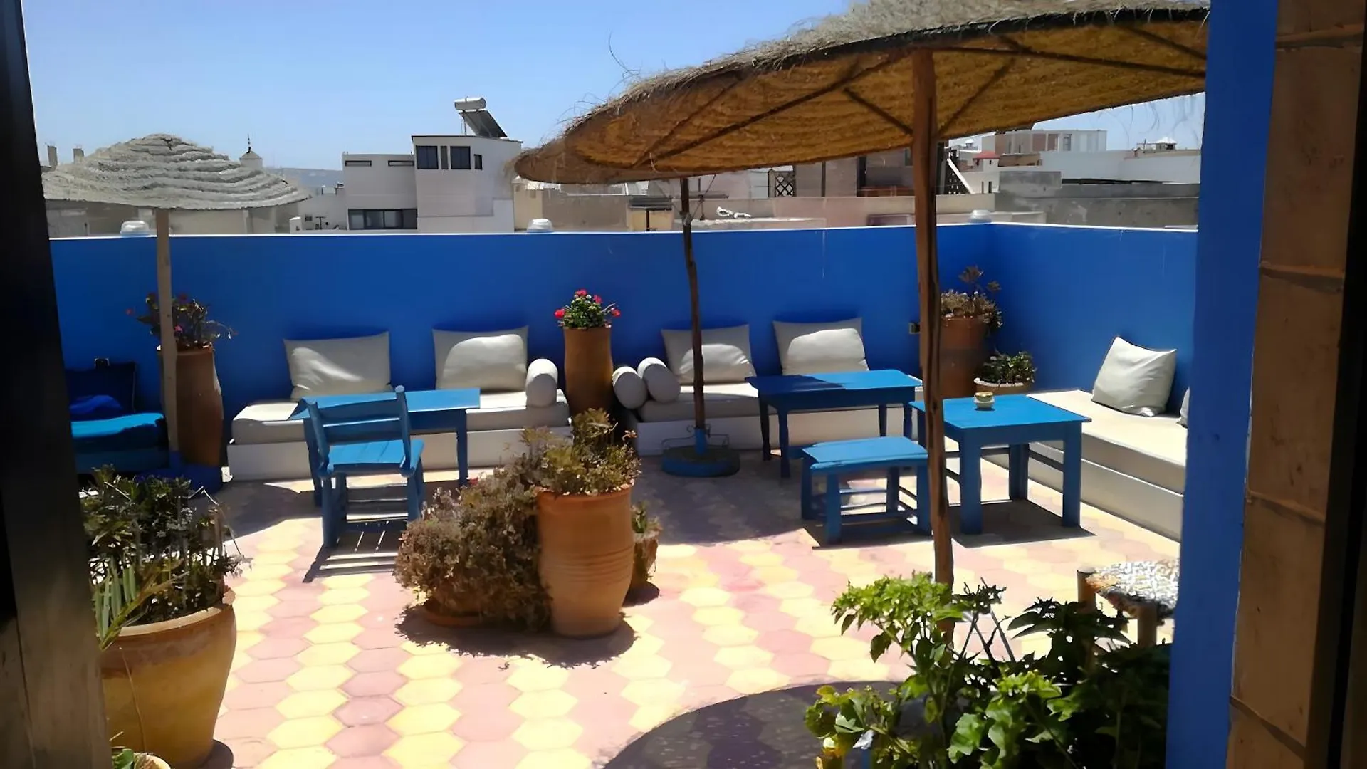 Riad Le Grand Large Εσαουίρα