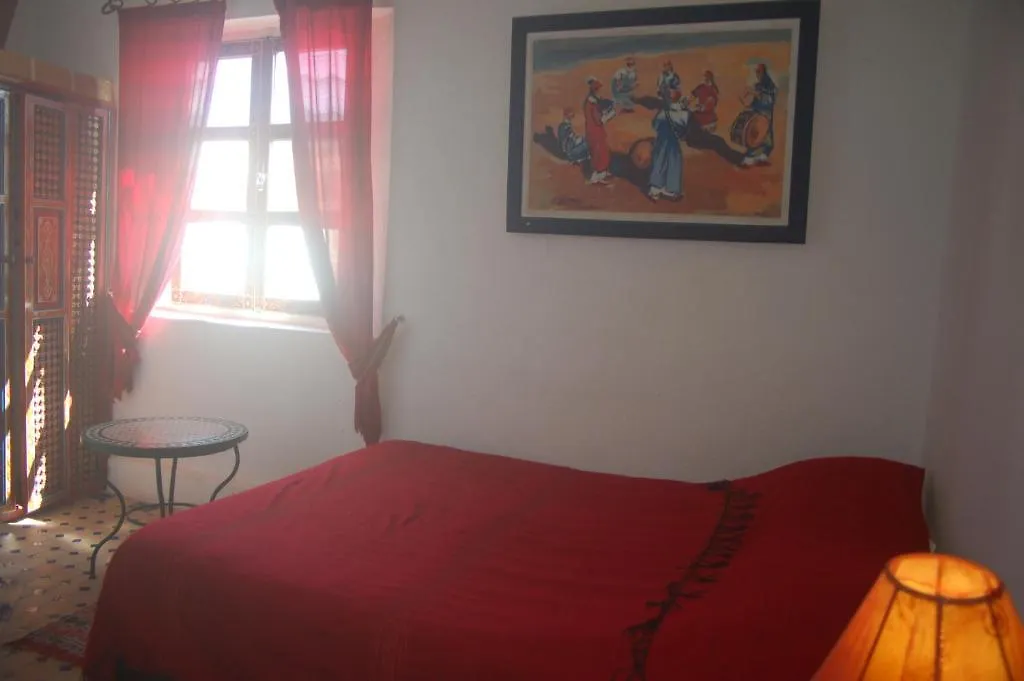 Riad Le Grand Large Εσαουίρα